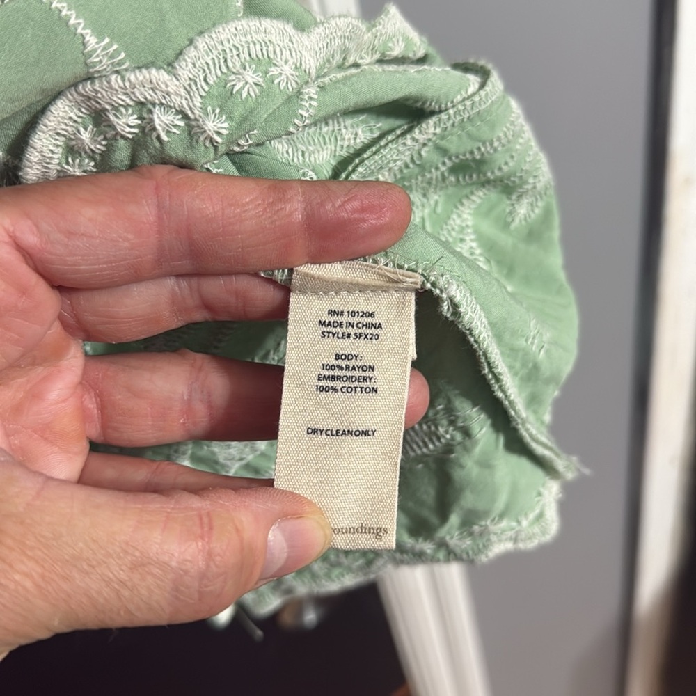 Soft Surroundings Green and White Embroidered Blouse Sz 1X - Picture 4 of 5
